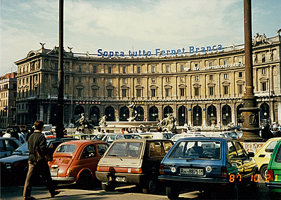 共和国広場　Piazza della Repubblica