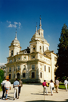 グランハ宮殿　Palacio de la Granja