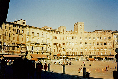 カンポ広場　Piazza del Campor