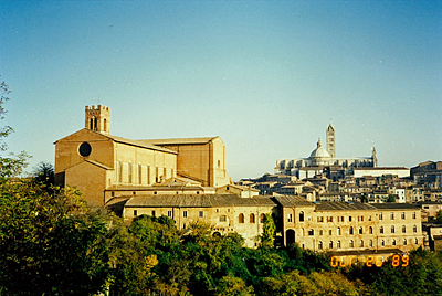 サン・ドメニコ教会とシエーナ大聖堂　Chiesa di San Domenico ＆ Duomo di Siena