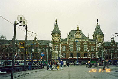 アムステルダム中央駅　Amsterdam Centraal Station