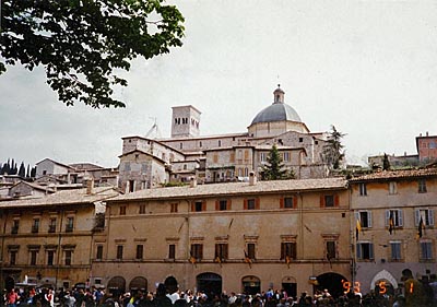 アッシジ　Assisi