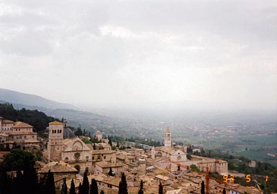 アッシジ　Assisi