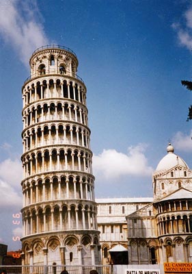 ピサの斜塔　Torre di Pisa