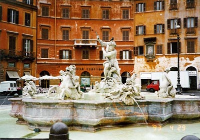 ネプチューンの噴水　Fontana del Nettuno