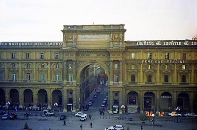 共和国広場　Piazza della Repubblica