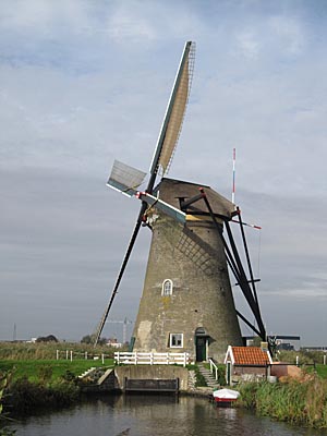 キンデルダイク　Kinderdijk